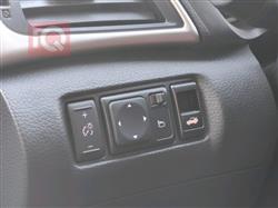 نيسان سيلفي